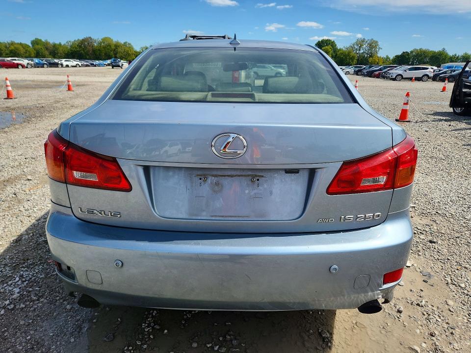 Photo 6 from auction – 2008 LEXUS IS with VIN JTHCK262185025658