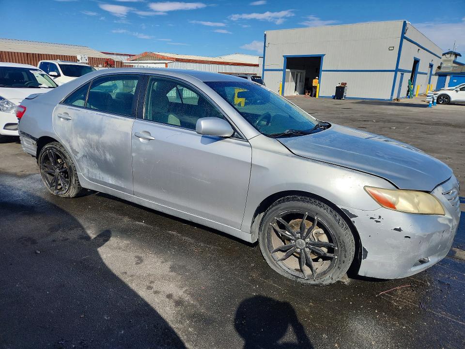 Photo 4 from auction – 2009 TOYOTA CAMRY with VIN 4T1BE46K89U348754