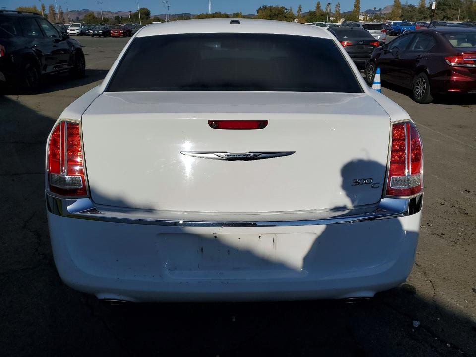 Foto 6 de la subasta – 2013 CHRYSLER 300C con VIN 2C3CCAEG4DH606598