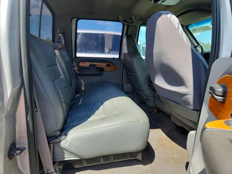 Photo 10 from auction – 2000 FORD F350 with VIN 1FTWW32F7YEC23873