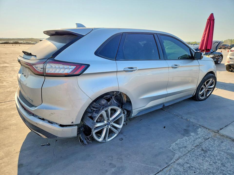 Photo 3 from auction – 2018 FORD EDGE with VIN 2FMPK4AP9JBC28554
