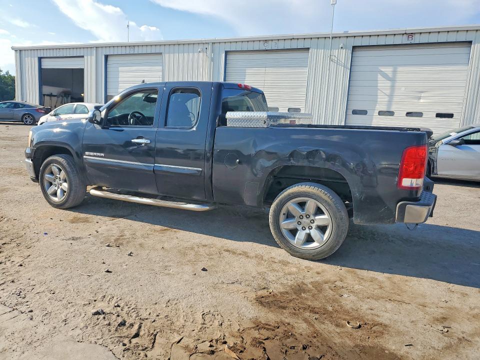 صورة رقم 2 من المزاد - 2013 GMC SIERRA مع VIN 1GTR1VE00DZ189311