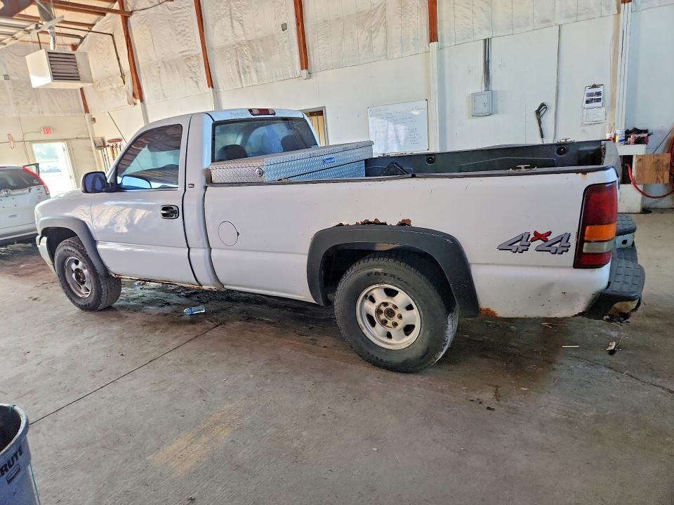 Photo 2 from auction – 2000 GMC NEW SIERRA with VIN 1GTEK14T3YE319837