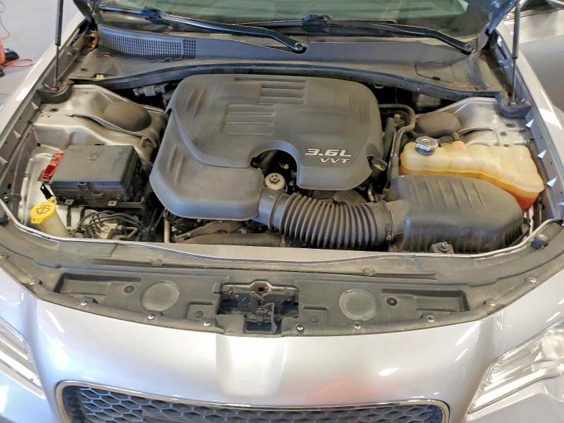 Foto 11 de la subasta – 2017 CHRYSLER 300 con VIN 2C3CCARG0HH534976