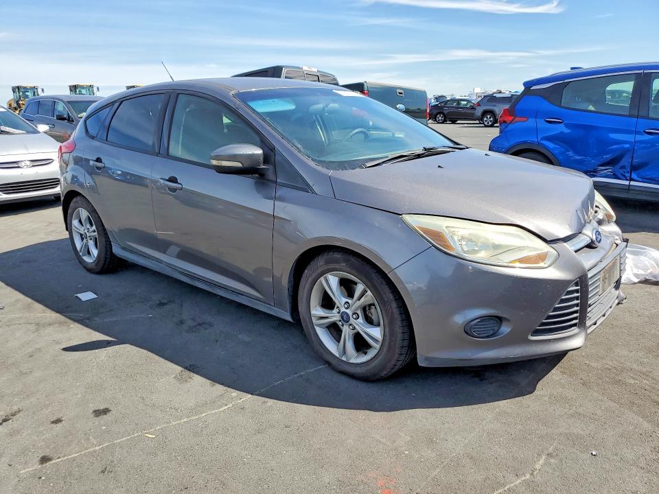 Photo 4 from auction – 2014 FORD FOCUS with VIN 1FADP3K26EL391681