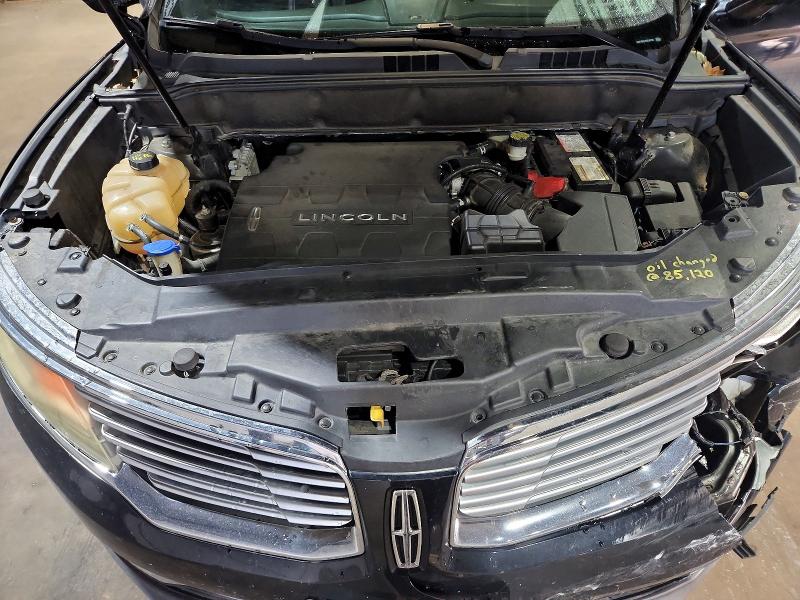 Photo 11 from auction – 2016 LINCOLN MKX with VIN 2LMTJ8LR4GBL69780