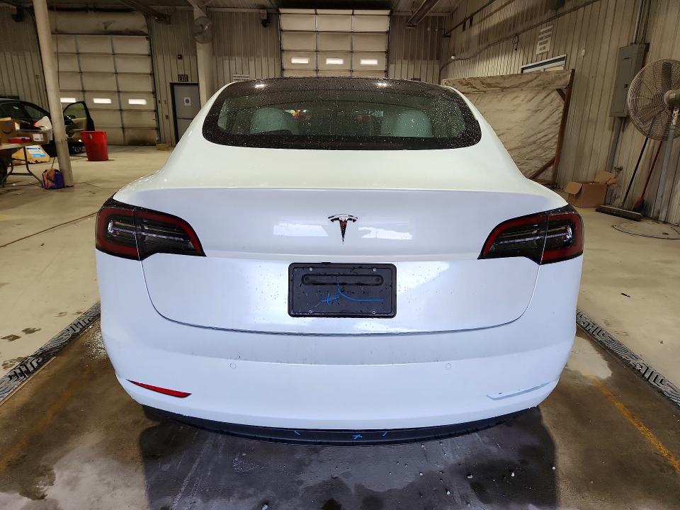 Foto 6 de la subasta – 2021 TESLA MODEL 3 con VIN 5YJ3E1EAXMF851817
