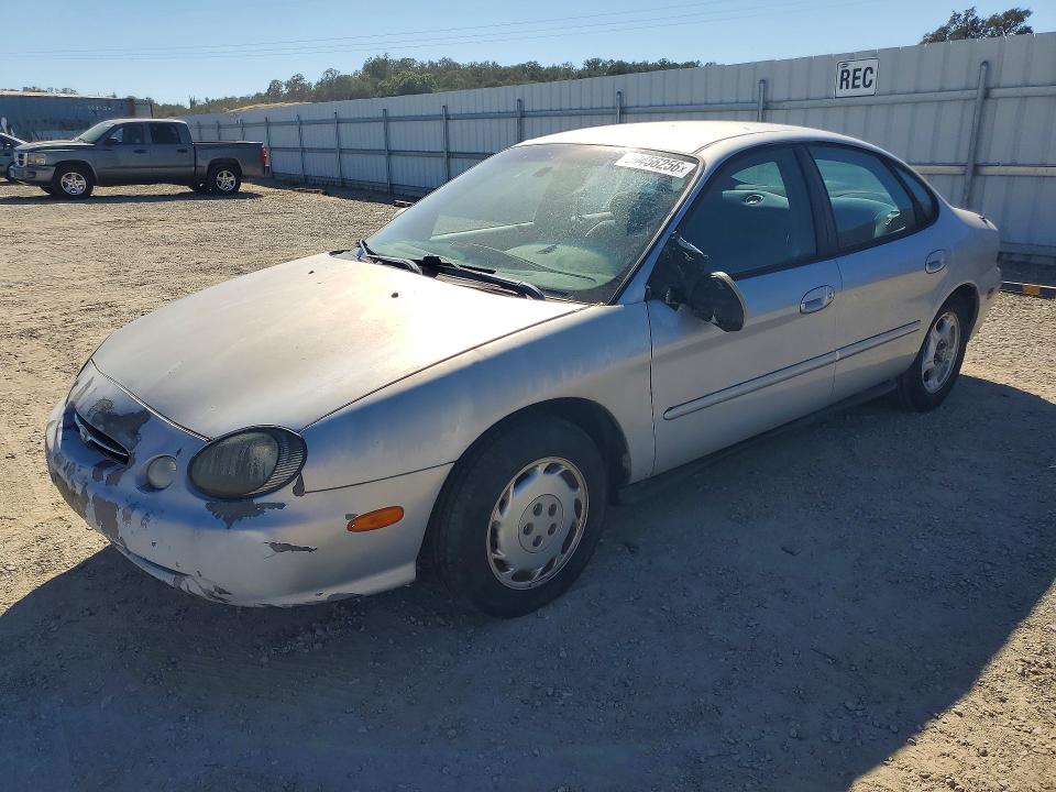 FORD TAURUS 1999 with VIN 1FAFP53U1XG111441 - Photo from auction