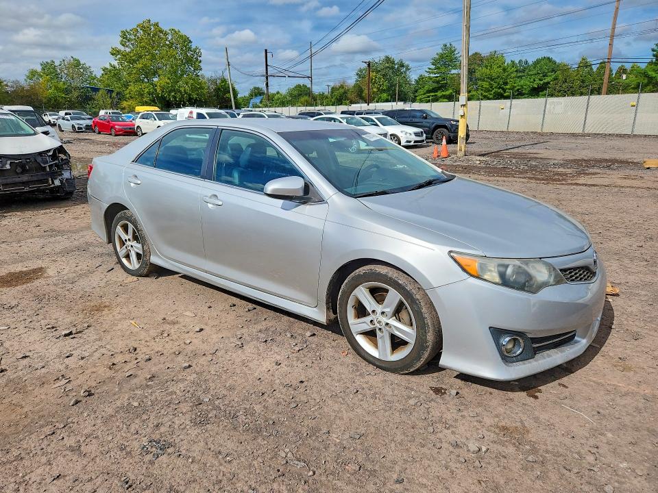 Снимка 4 от търг – 2012 TOYOTA CAMRY с VIN 4T1BF1FK8CU601803