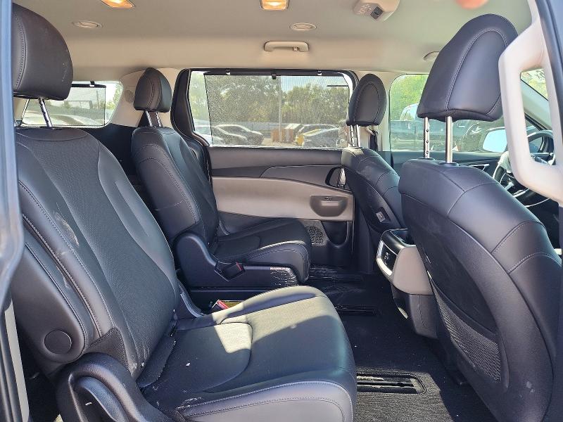 Снимка 11 от търг – 2026 KIA CARNIVAL с VIN KNDNC5K38T6563932