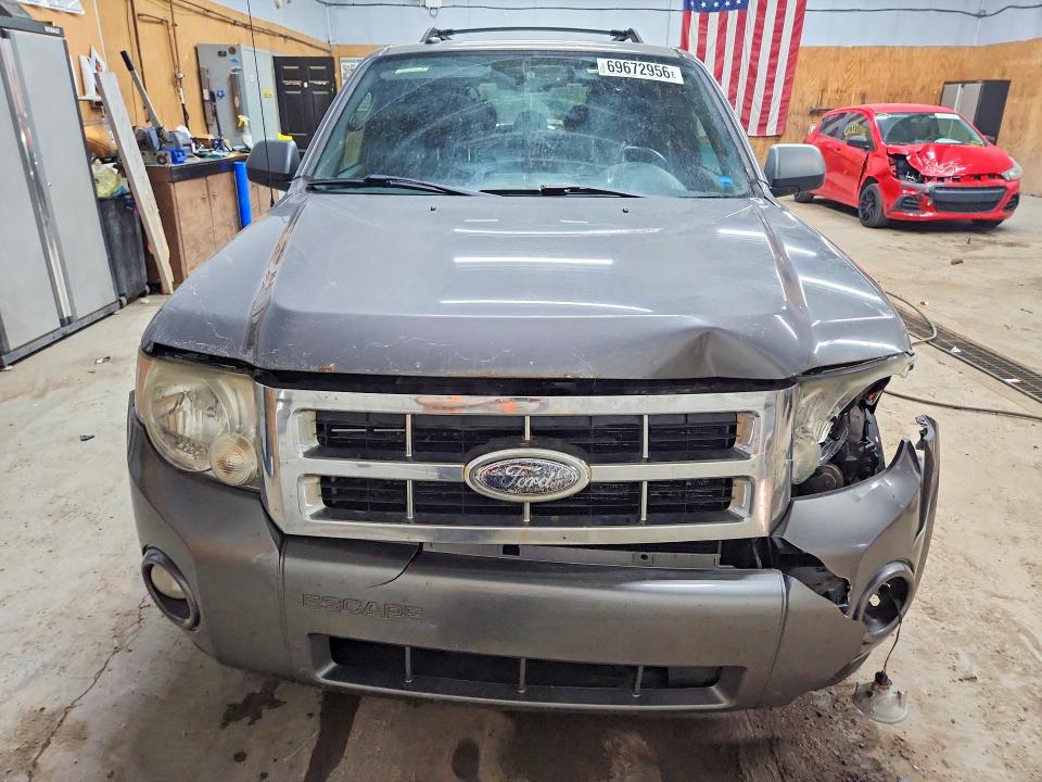Снимка 5 от търг – 2009 FORD ESCAPE с VIN 1FMCU03G89KB02525