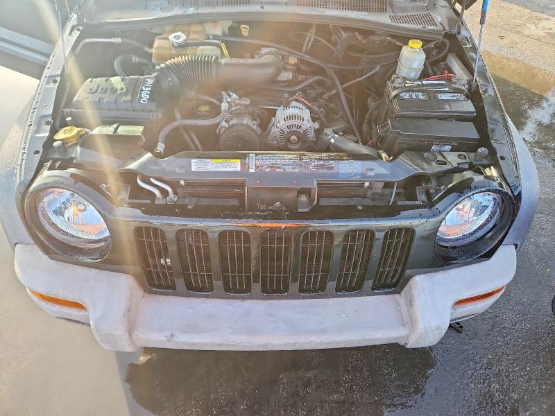 Photo 12 from auction – 2004 JEEP LIBERTY with VIN 1J4GK48K84W256096