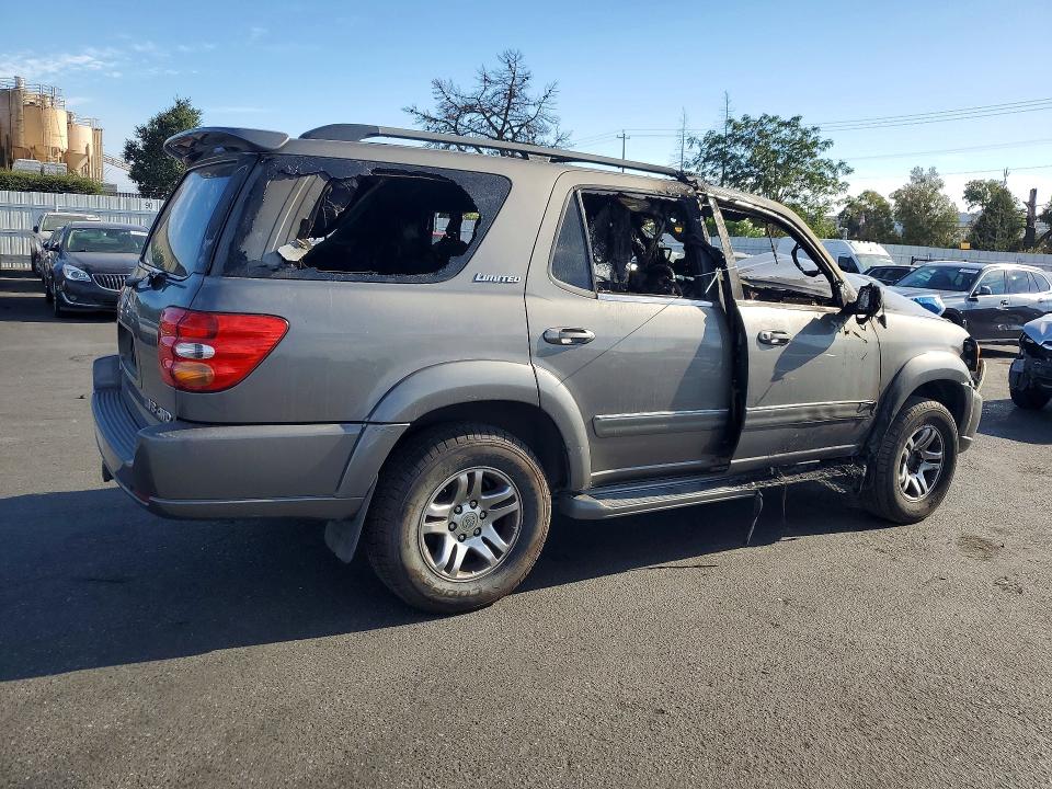 Foto 3 de la subasta – 2004 TOYOTA SEQUOIA con VIN 5TDBT48A04S230516