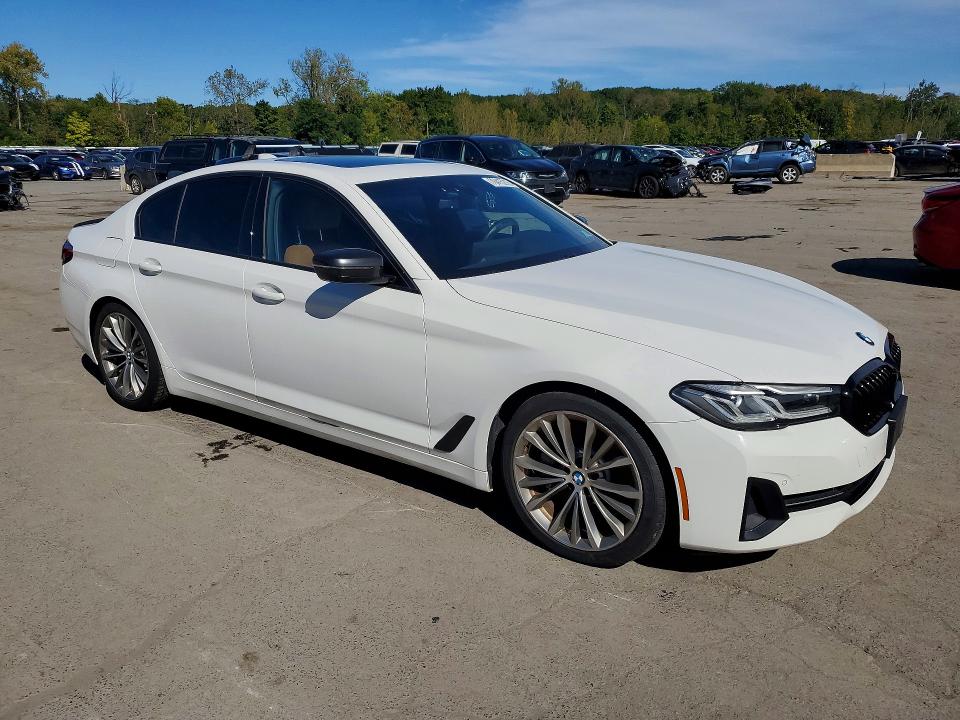 Zdjęcie 4 z aukcji – 2021 BMW 530 z VIN WBA13BJ0XMCF33242