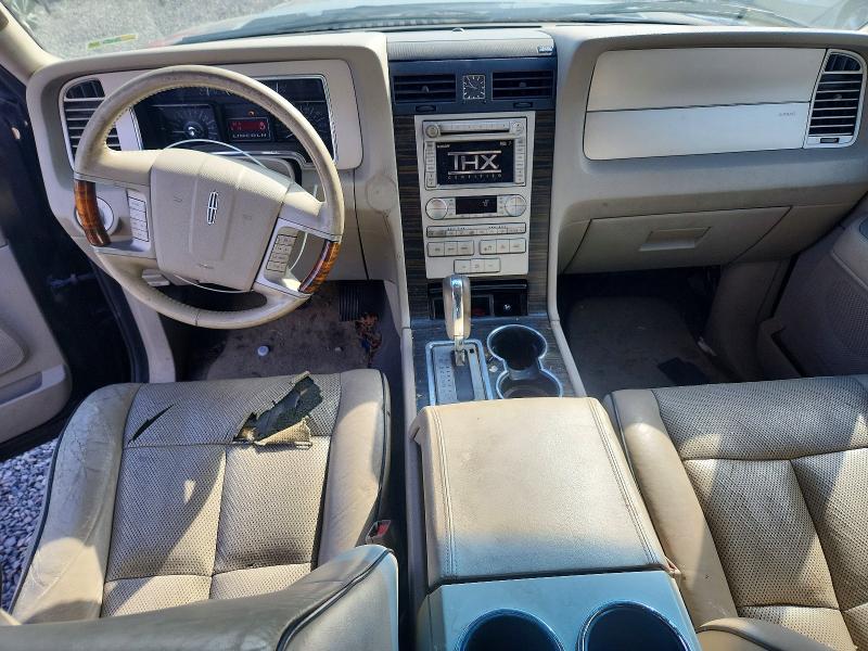 Photo 8 from auction – 2007 LINCOLN NAVIGATOR with VIN 5LMFU28587LJ10077