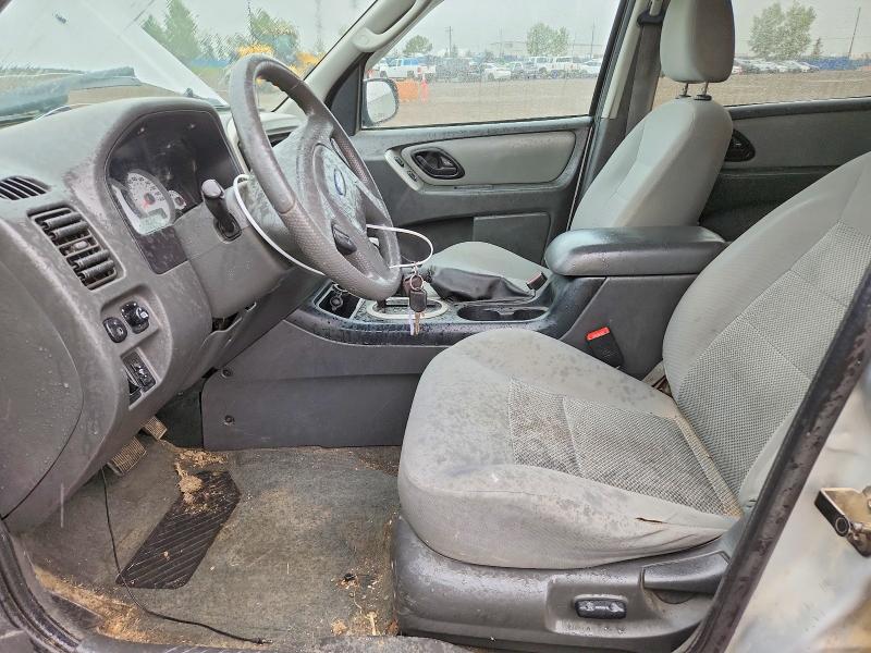 Photo 7 from auction – 2005 FORD ESCAPE with VIN 1FMYU931X5KE06875