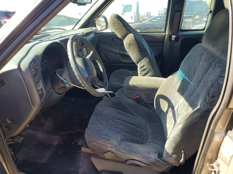 Фото 7 с аукциона – 2001 GMC SONOMA с VIN 1GTCS195118179082