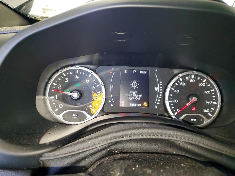 Photo 9 from auction – 2018 JEEP RENEGADE with VIN ZACCJBBB5JPJ05694