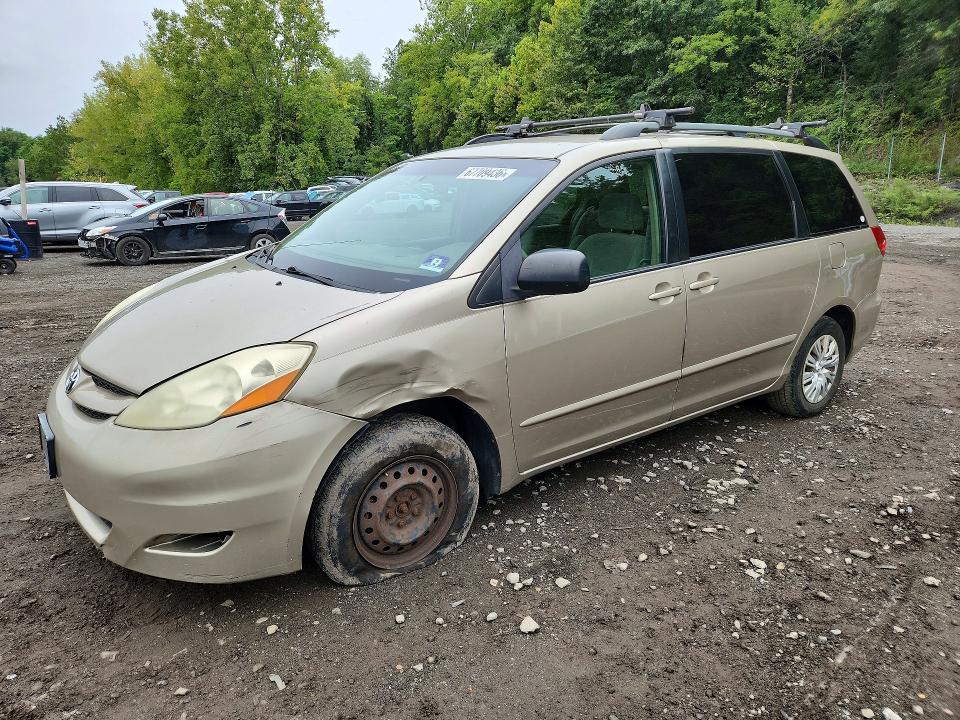 2006 TOYOTA SIENNA - Търг №67709436