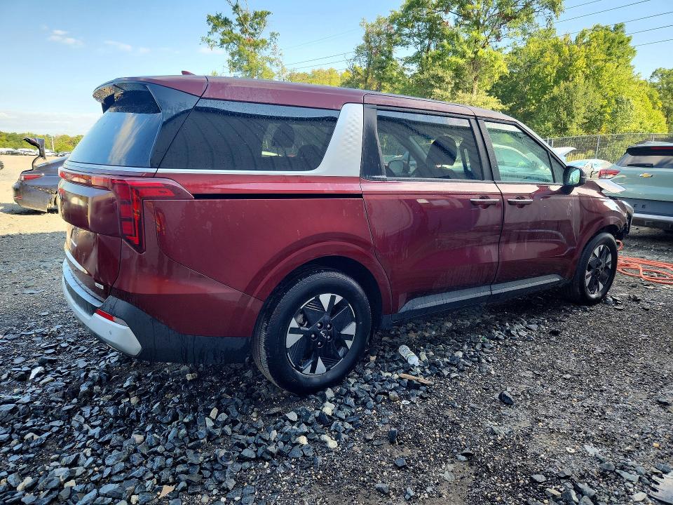 Photo 3 from auction – 2026 KIA CARNIVAL with VIN KNDNB5KA3T6108052