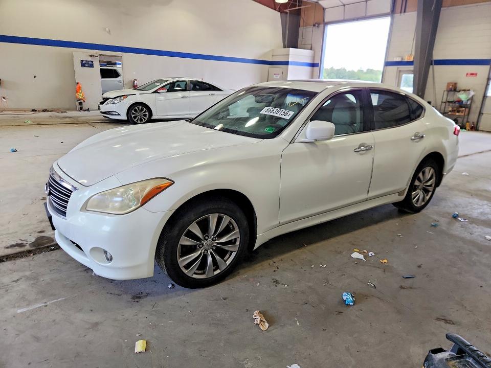 2011 INFINITI M37 - Търг №66639156