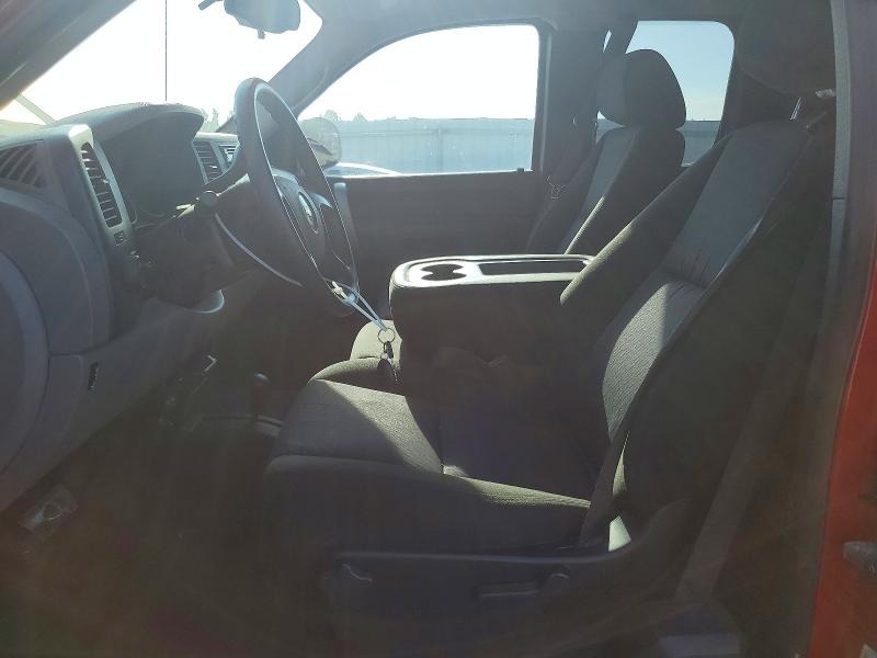 Photo 7 from auction – 2010 CHEVROLET SILVERADO with VIN 1GCSKREA5AZ121077