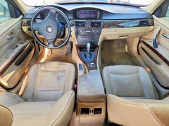 Photo 8 from auction – 2010 BMW 328 with VIN WBAPK5C54AA648737