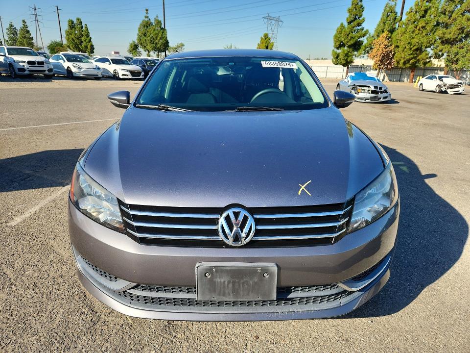 Photo 5 from auction – 2012 VOLKSWAGEN PASSAT with VIN 1VWAP7A38CC014746