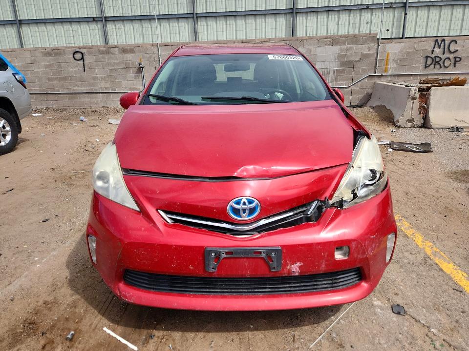 Photo 5 from auction – 2013 TOYOTA PRIUS V with VIN JTDZN3EUXD3256396
