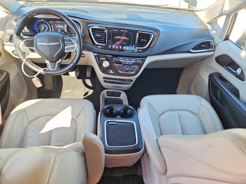 Фото 8 с аукциона – 2018 CHRYSLER PACIFICA с VIN 2C4RC1EG9JR291583