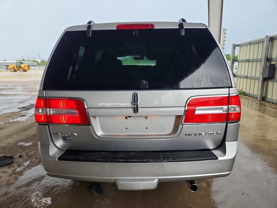 Photo 6 from auction – 2013 LINCOLN NAVIGATOR with VIN 5LMJJ2H57DEL02755