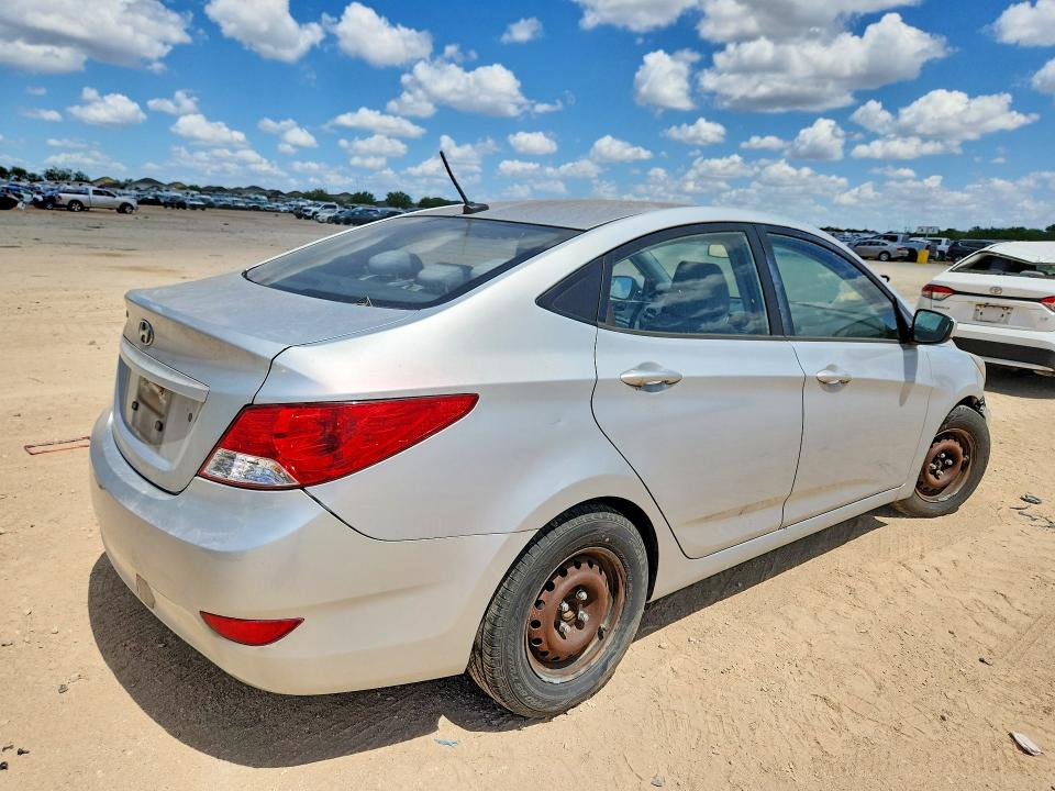 صورة رقم 3 من المزاد - 2015 HYUNDAI ACCENT مع VIN KMHCT4AE3FU798688