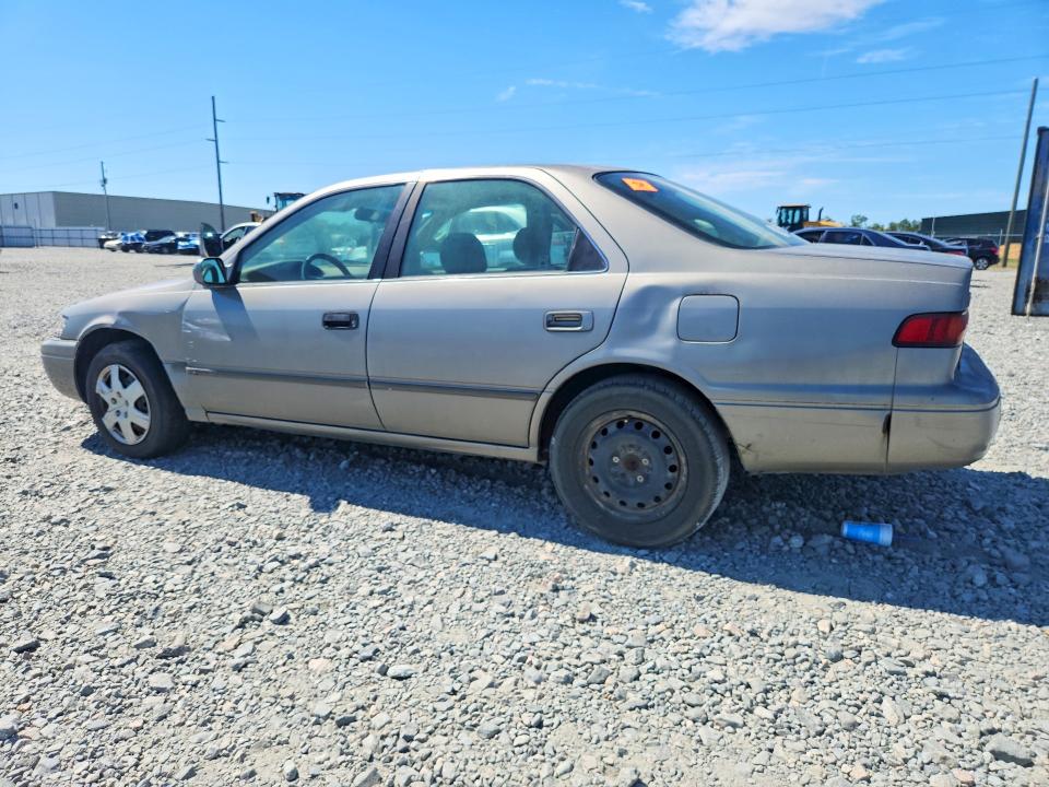 Снимка 2 от търг – 1998 TOYOTA CAMRY с VIN 4T1BF22K1WU067415