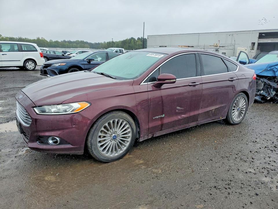 FORD FUSION 2013 with VIN 3FA6P0RU0DR295592 - Photo from auction