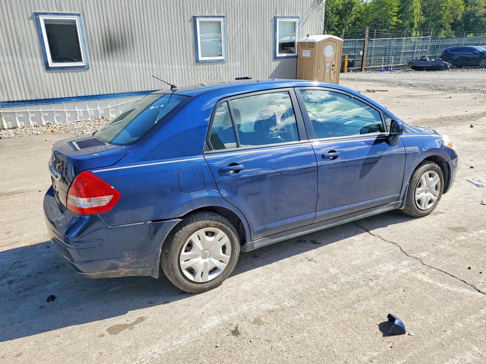 Снимка 3 от търг – 2010 NISSAN VERSA с VIN 3N1BC1AP7AL374033