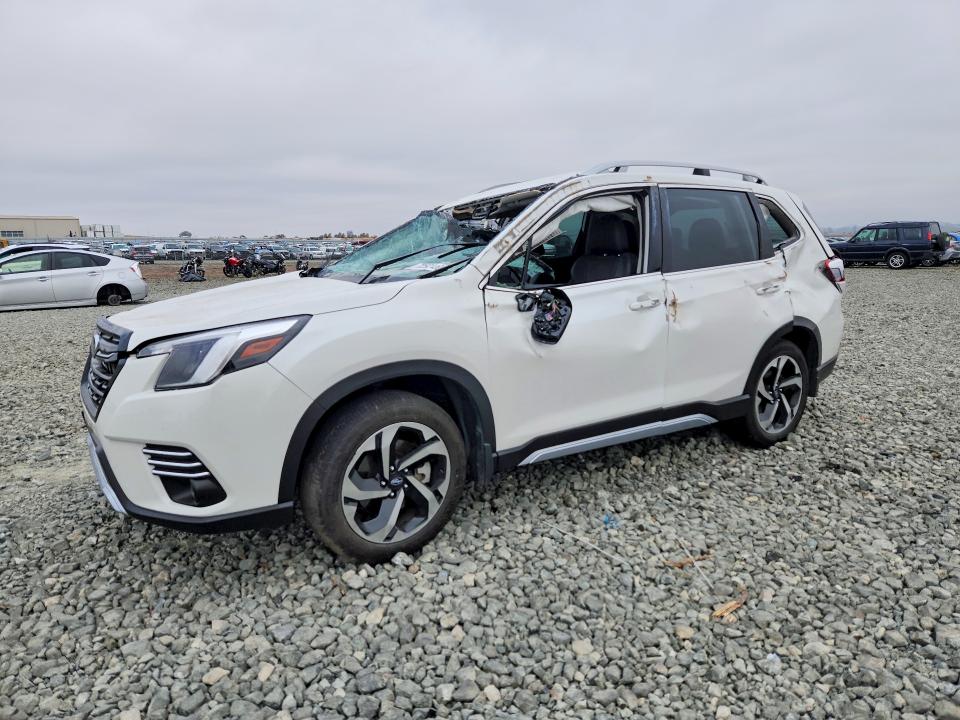 SUBARU FORESTER 2023 с VIN JF2SKARCXPH404300 - Фото с аукциона