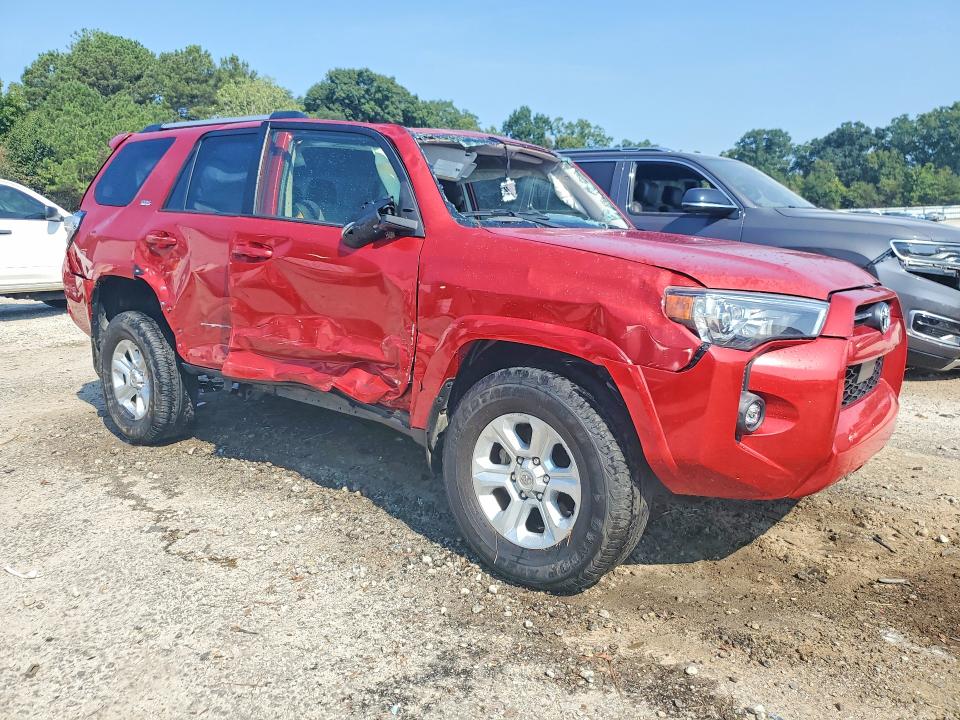 Photo 4 from auction – 2024 TOYOTA 4RUNNER with VIN JTENU5JR0R6249652