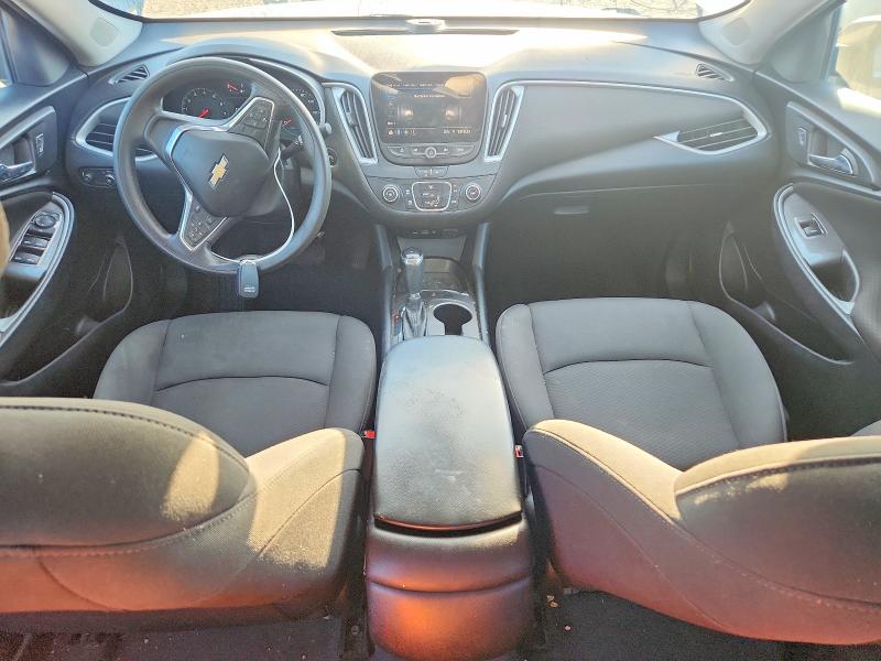 Photo 8 from auction – 2020 CHEVROLET MALIBU with VIN 1G1ZB5ST5LF011009
