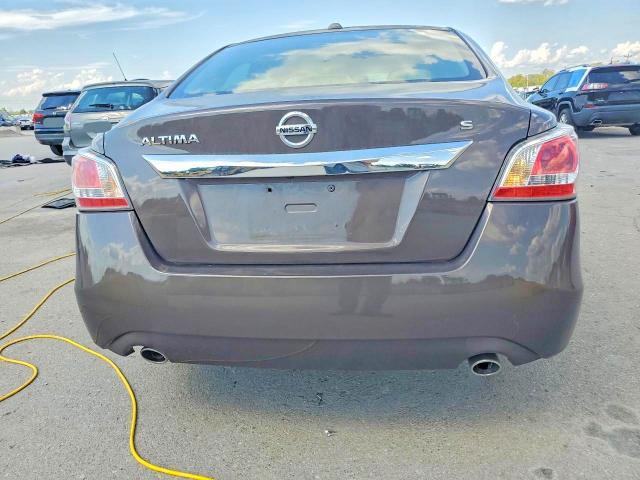 Снимка 6 от търг – 2015 NISSAN ALTIMA с VIN 1N4AL3AP3FC265548