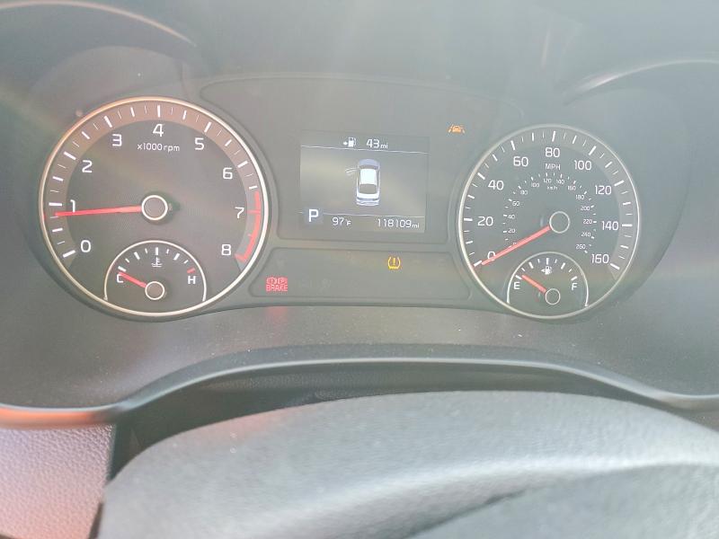 Photo 9 from auction – 2019 KIA OPTIMA with VIN 5XXGT4L35KG349224
