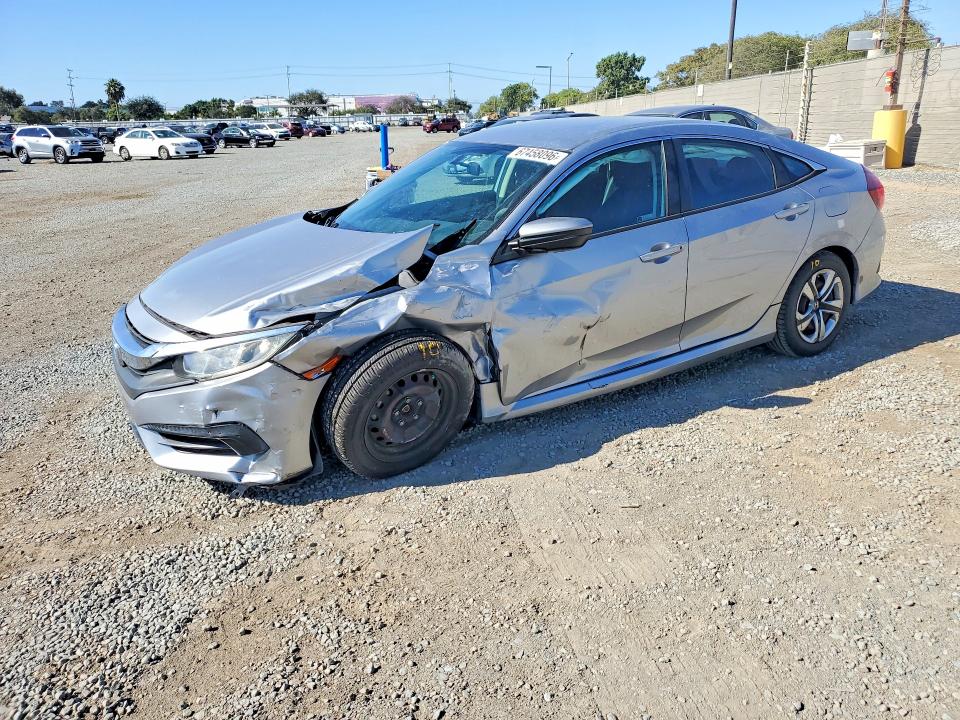 HONDA CIVIC 2018 with VIN 2HGFC2F55JH572339 - Photo from auction