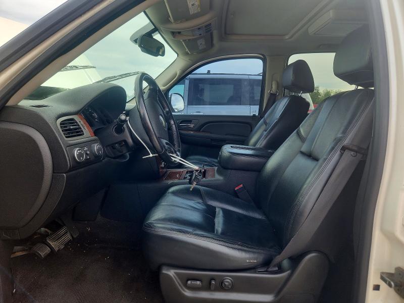 Снимка 7 от търг – 2008 CHEVROLET SUBURBAN с VIN 1GNFK16398R192657