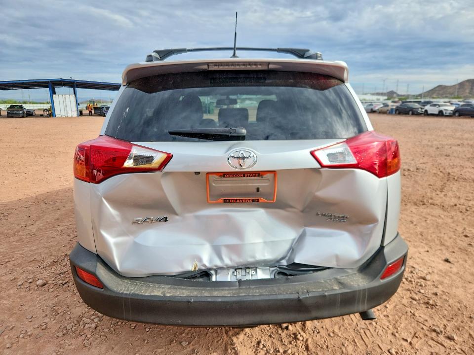 Photo 6 from auction – 2015 TOYOTA RAV4 with VIN 2T3DFREV2FW368872