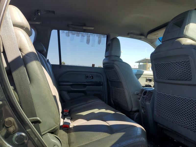 Фото 11 с аукциона – 2004 HONDA PILOT с VIN 2HKYF18534H522461