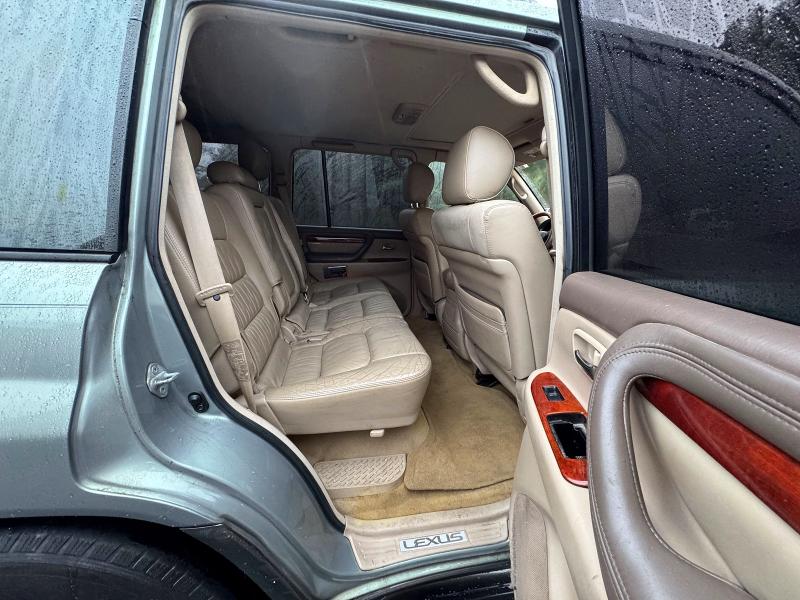 Снимка 11 от търг – 2001 LEXUS LX с VIN JTJHT00WX13510271