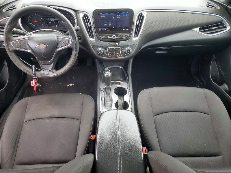 Photo 8 from auction – 2020 CHEVROLET MALIBU with VIN 1G1ZD5ST4LF104372