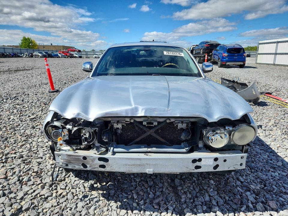 Zdjęcie 5 z aukcji – 2008 JAGUAR XJ z VIN SAJWA82B68SH22436