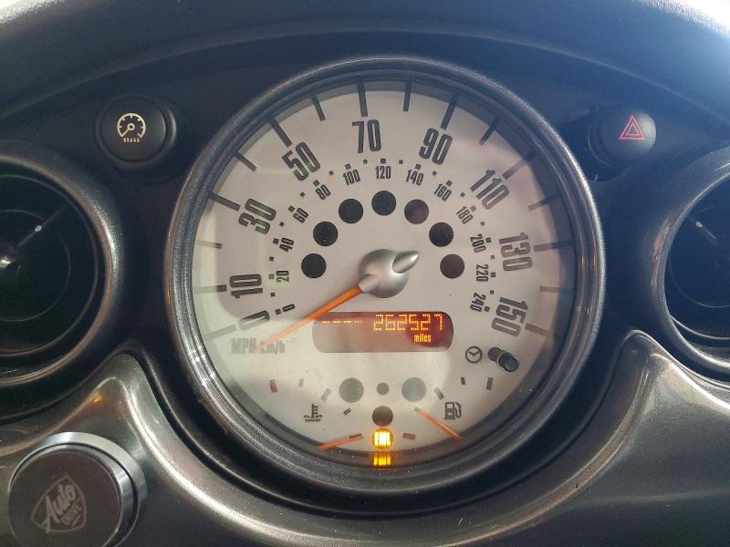 Photo 9 from auction – 2006 MINI COOPER with VIN WMWRC33586TK66653