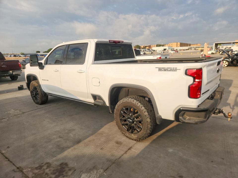 Photo 2 from auction – 2025 CHEVROLET SILVERADO with VIN 2GC4KPEY3S1225443