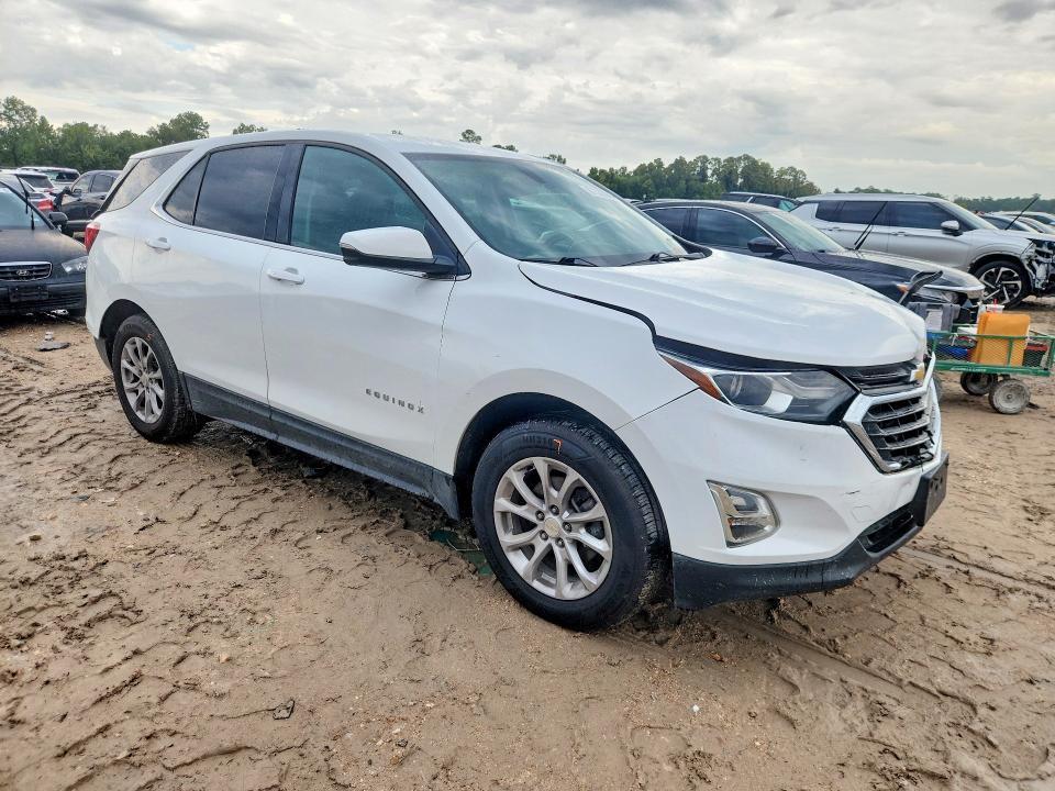 Photo 4 from auction – 2018 CHEVROLET EQUINOX with VIN 3GNAXJEV8JS585938